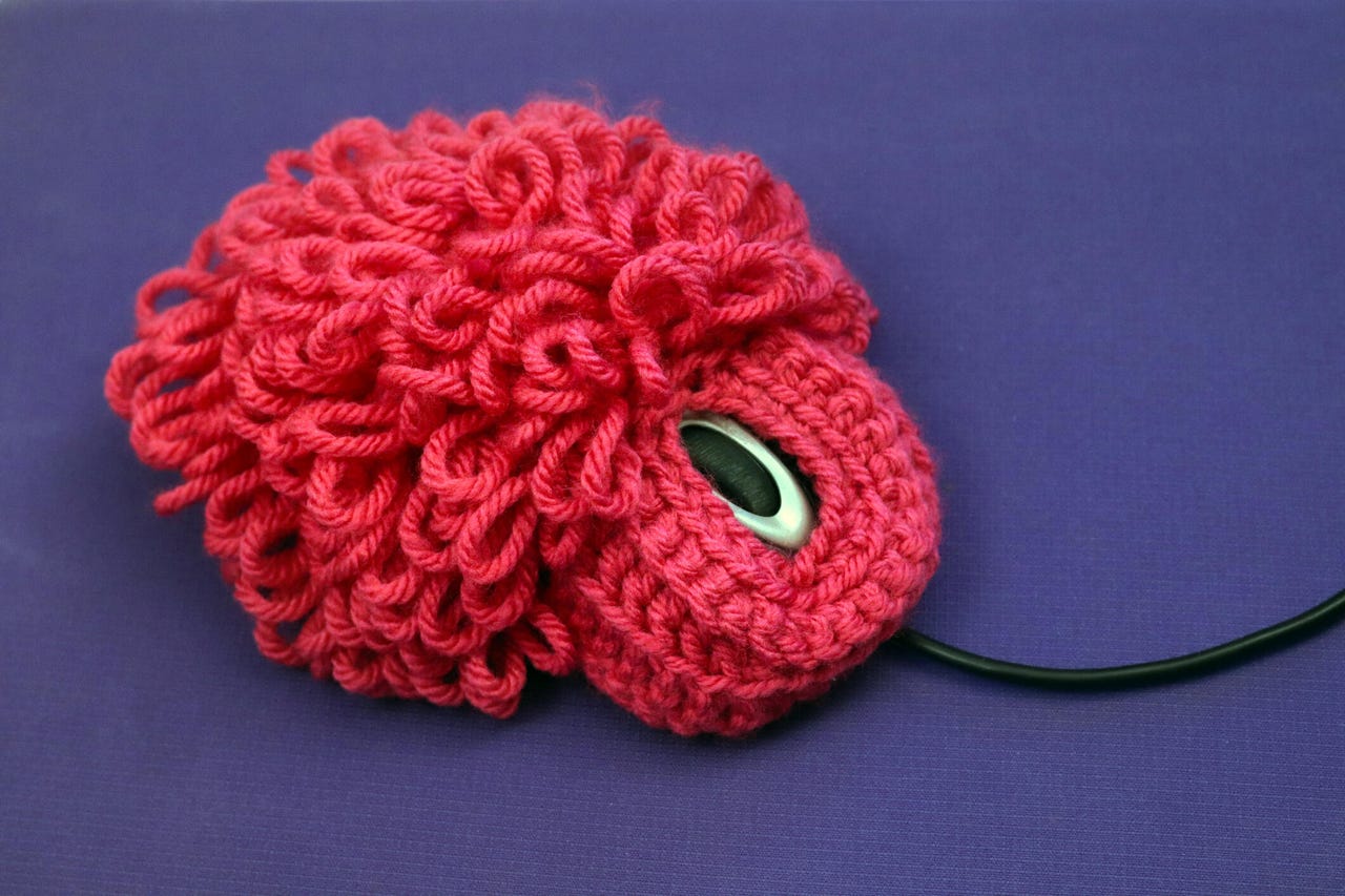 knitted mouse cover