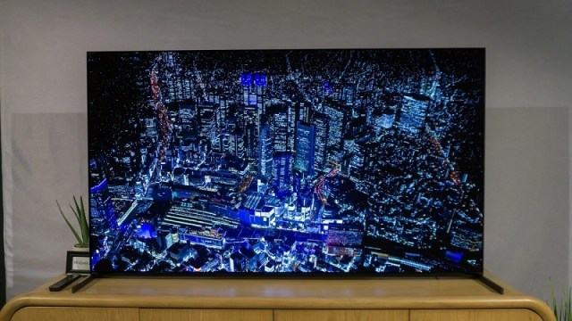 Google tivi OLED Sony 4K 77 inch XR-77A95L thiết kế